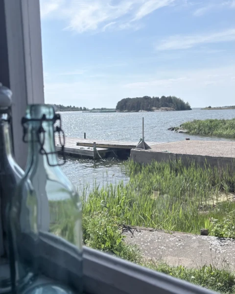 2 v37