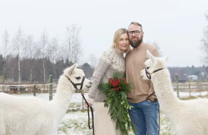 2022 joulu Anna ja Kimmo alpakat
