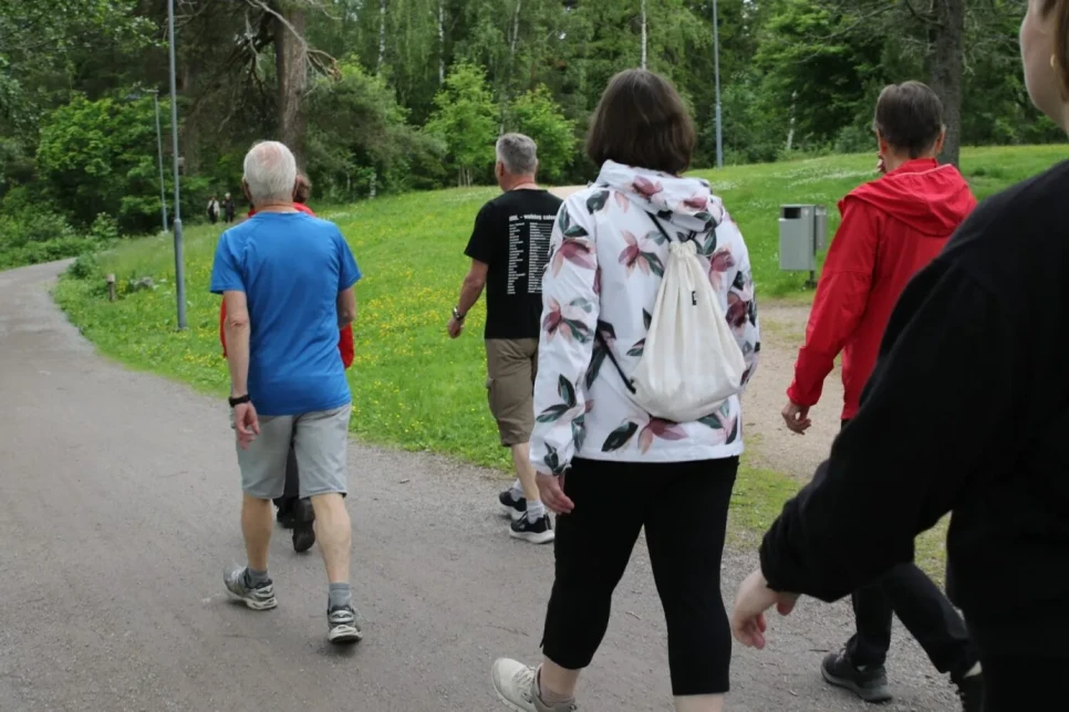 7e8352ae b3dc 438b 9daf f28a36e9b0d5