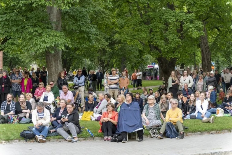 AA puistokonsertit