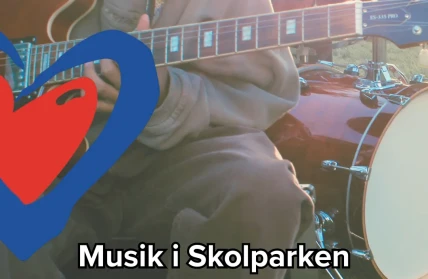 Musiikkia koulupuistossa