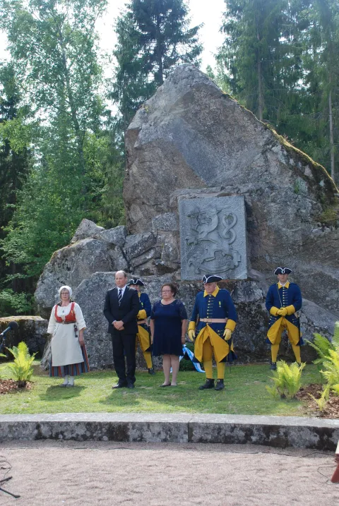Napuen taistelun muistomerkki received 631608897453855