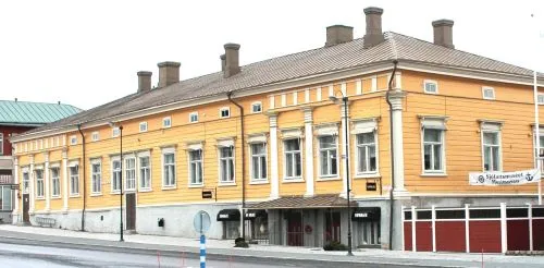 Sjofartsmus fasad beskuren forminskad