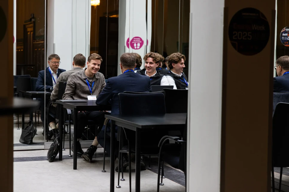 VahalummukkaNet 8195