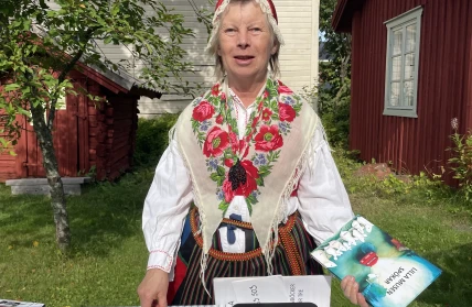 helenaifolkdraktbokforsaljning