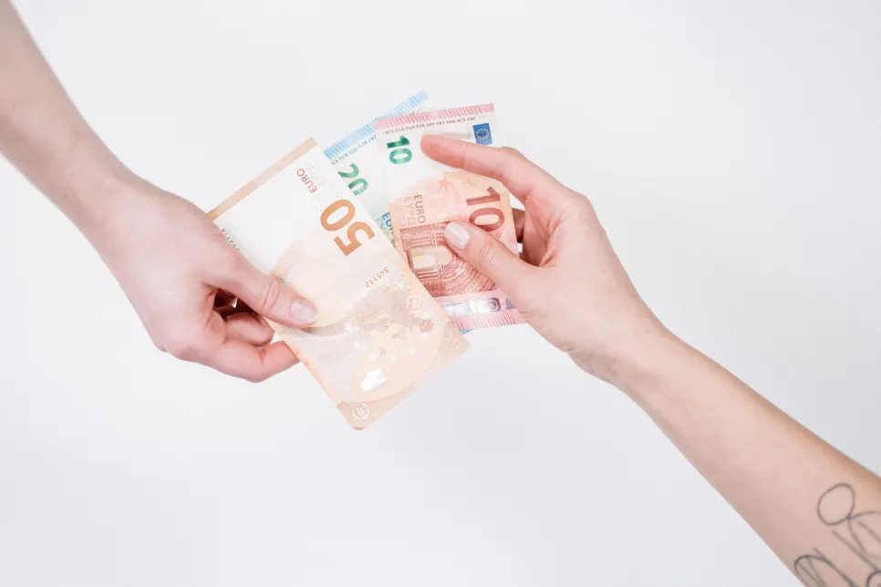 https://admin.arbistyovis.fi/api/xml/course/8415?locale=sv_SE